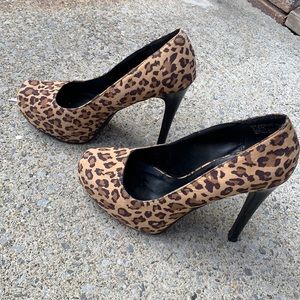 Kardashian kollection leopard print heels